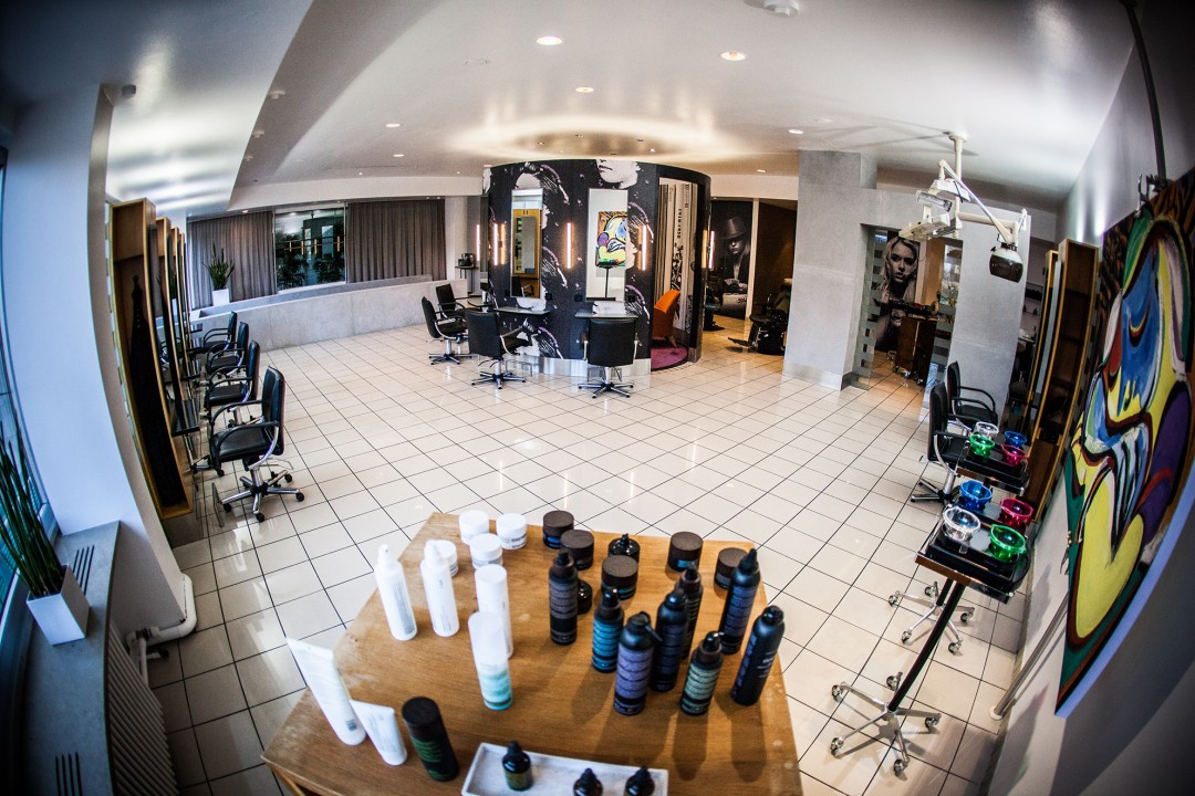 Schönheit und mehr Wings Beauty re.flect Stuttgart