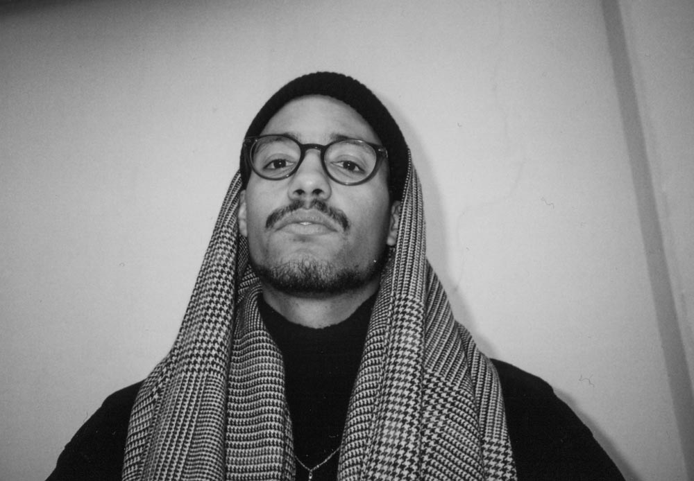 Der Hamburger Rapper-Produzent-Sänger im Universum – re.flect ...