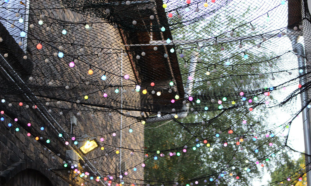 5 Event-Alternativen für den Sommer – vom Mini-Hinterhof-Festival bis