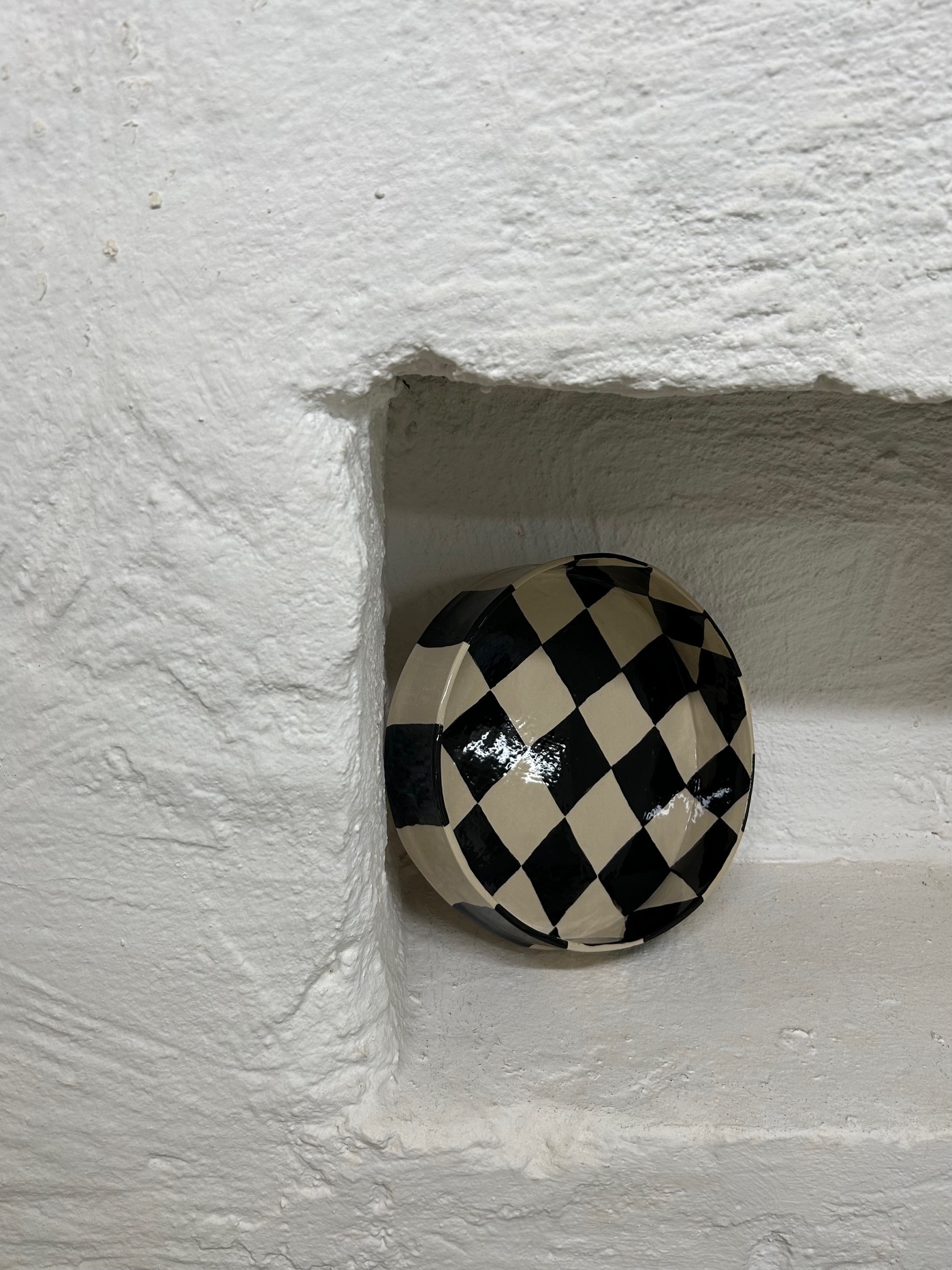 Im atelier akok kreiert Isi besondere Keramik.