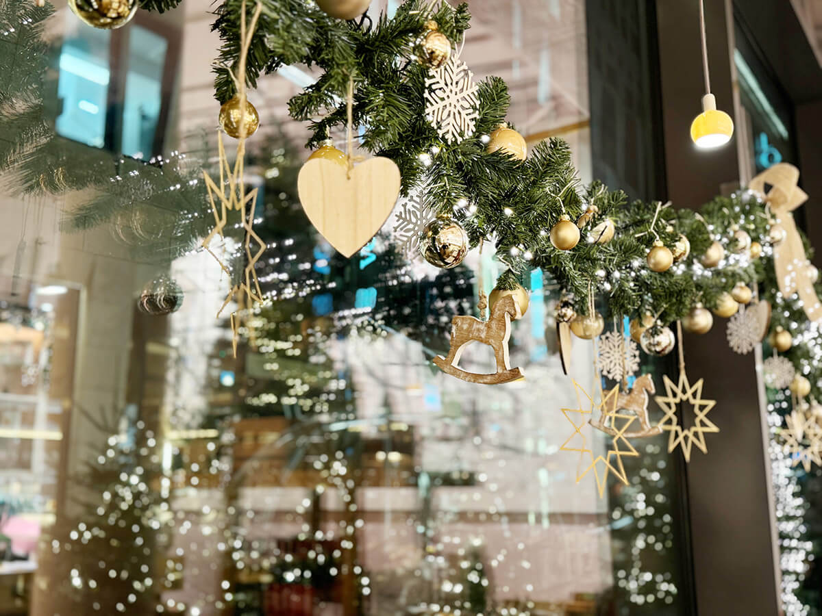 Weihnachtsdeko im DOQU